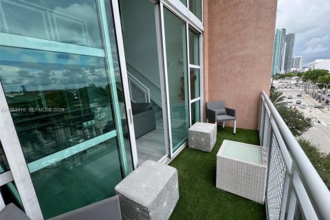 Снять в аренду кондоминиум в Майами, Флорида 1 спальня, 90.86м2, № 2025512 - фото 18