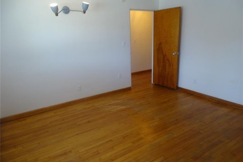 House in Lake Wales, Florida 3 bedrooms, 189.52 sq.m. № 1659317 - photo 9