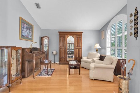 House in Lutz, Florida 4 bedrooms, 239.87 sq.m. № 1893686 - photo 19
