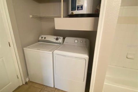 Condo in Tampa, Florida, 1 bedroom  № 2095882 - photo 23