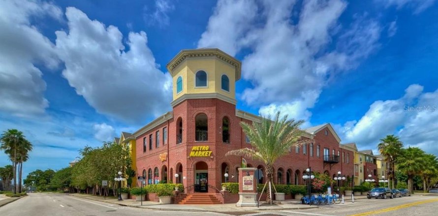 Condo in Tampa, Florida, 1 bedroom  № 2095882