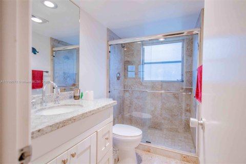 Condo in Pompano Beach, Florida, 3 bedrooms  № 1737866 - photo 23