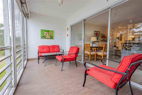 Condo in Pompano Beach, Florida, 3 bedrooms  № 1737866 - photo 12