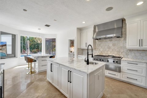 House in Plantation, Florida 4 bedrooms, 426.51 sq.m. № 2395093 - photo 29