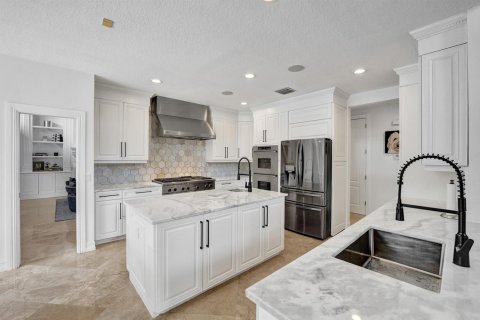 House in Plantation, Florida 4 bedrooms, 426.51 sq.m. № 2395093 - photo 26