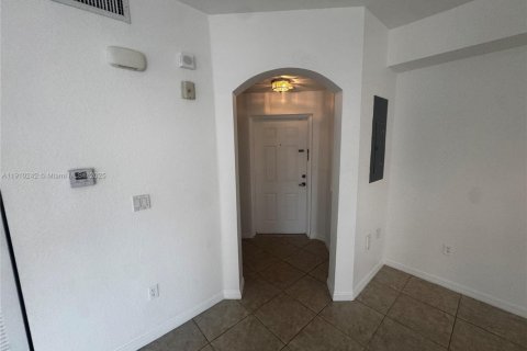 Appartement à louer à Doral, Floride: 2 chambres, 104.33 m2 № 1966441 - photo 5