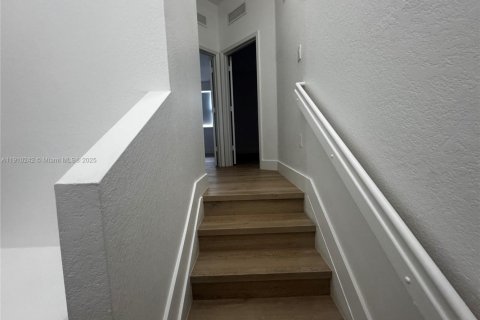 Appartement à louer à Doral, Floride: 2 chambres, 104.33 m2 № 1966441 - photo 10