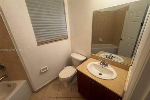 Appartement à louer à Doral, Floride: 2 chambres, 104.33 m2 № 1966441 - photo 17