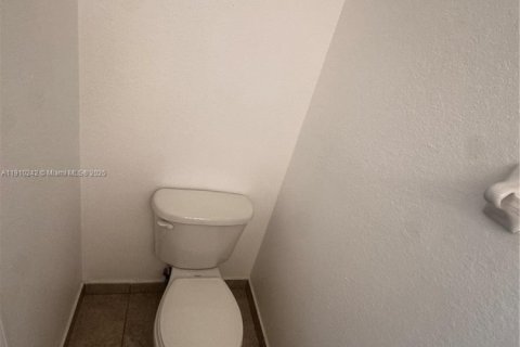 Appartement à louer à Doral, Floride: 2 chambres, 104.33 m2 № 1966441 - photo 7