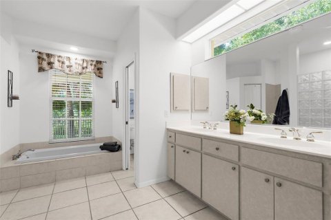 House in Venice, Florida 3 bedrooms, 222.13 sq.m. № 1716537 - photo 15