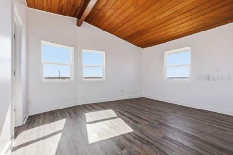 Casa en venta en Horseshoe Beach, Florida, 3 dormitorios, 125.6 m2 № 2141607 - foto 18