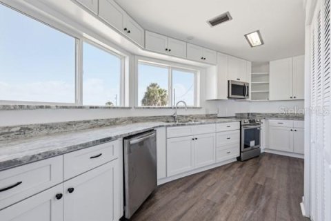 Casa en venta en Horseshoe Beach, Florida, 3 dormitorios, 125.6 m2 № 2141607 - foto 15