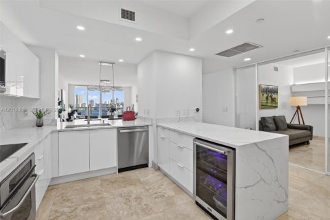 Copropriété à vendre à Aventura, Floride: 3 chambres, 169.45 m2 № 2171914 - photo 6