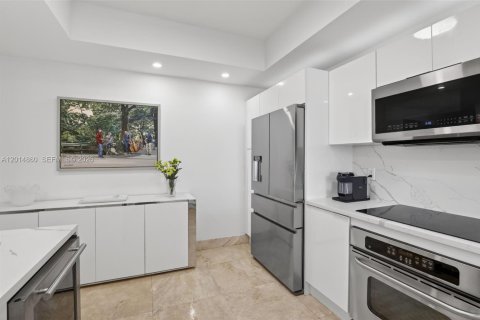 Copropriété à vendre à Aventura, Floride: 3 chambres, 169.45 m2 № 2171914 - photo 9