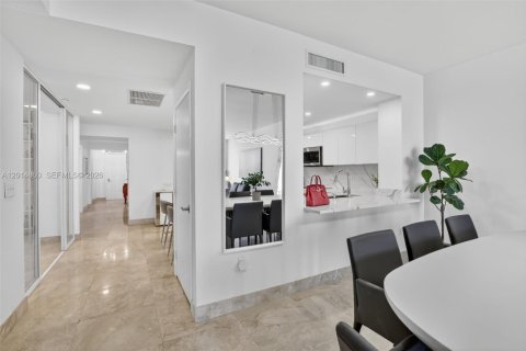 Copropriété à vendre à Aventura, Floride: 3 chambres, 169.45 m2 № 2171914 - photo 15