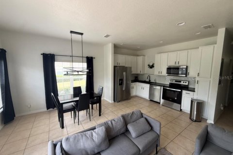 Adosado en venta en Kissimmee, Florida, 4 dormitorios, 140.47 m2 № 2113791 - foto 10