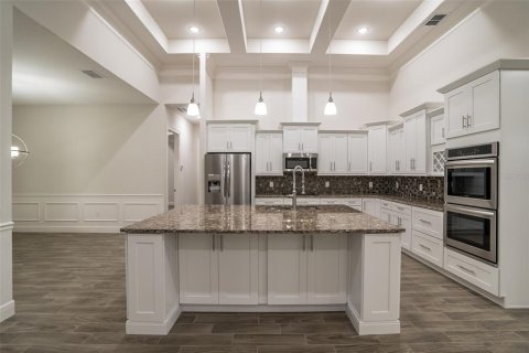 House in Orlando, Florida 4 bedrooms, 278.71 sq.m. № 1812414 - photo 7