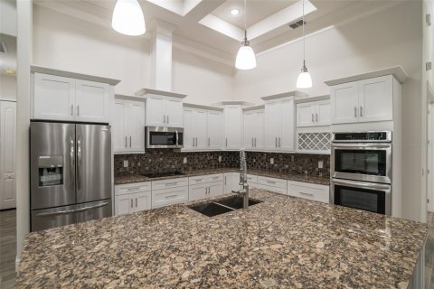 House in Orlando, Florida 4 bedrooms, 278.71 sq.m. № 1812414 - photo 9