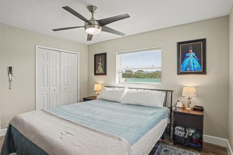 Villa ou maison à vendre à Orlando, Floride: 3 chambres, 103.31 m2 № 2355730 - photo 11