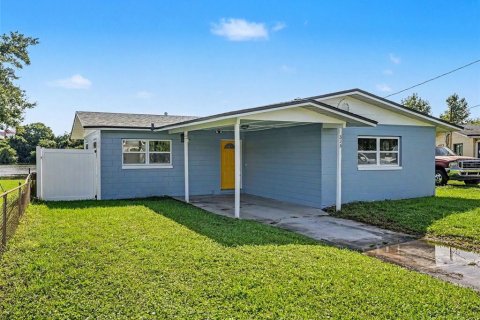 House in Orlando, Florida 3 bedrooms, 103.31 sq.m. № 2355730
