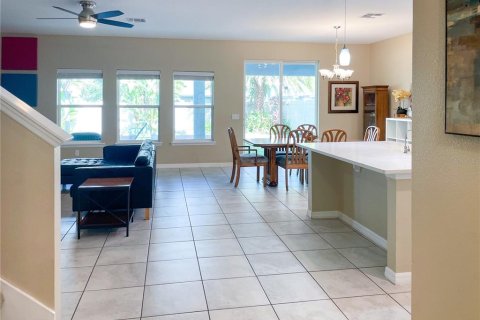 House in Orlando, Florida 5 bedrooms, 287.63 sq.m. № 1824883 - photo 16