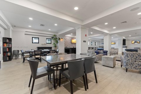 Copropriété à vendre à Hollywood, Floride: 1 chambre, 69.21 m2 № 2182706 - photo 14