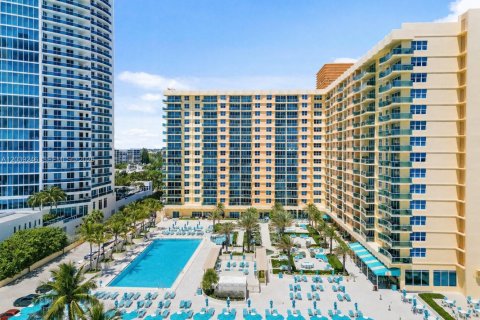 Copropriété à vendre à Hollywood, Floride: 1 chambre, 69.21 m2 № 2182706 - photo 6