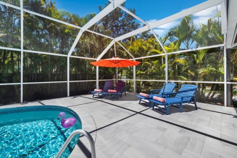 House in Sarasota, Florida 3 bedrooms, 178 sq.m. № 2210368 - photo 21