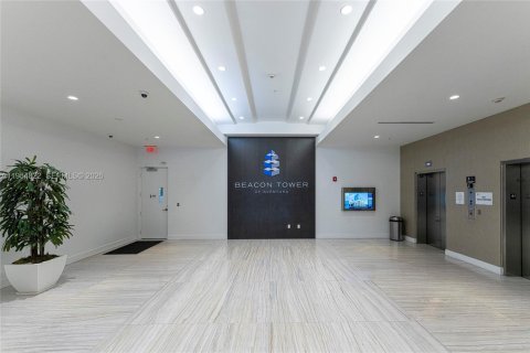 Commercial property in Miami, Florida № 2009284 - photo 8