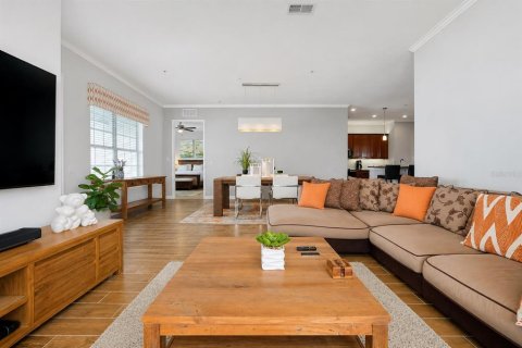Condo in Orlando, Florida, 3 bedrooms № 2204736 - photo 3