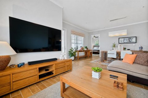 Condo in Orlando, Florida, 3 bedrooms № 2204736 - photo 7