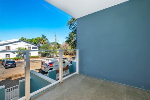 Townhouse in Fort Lauderdale, Florida 4 bedrooms, 186.36 sq.m. № 1940138 - photo 24