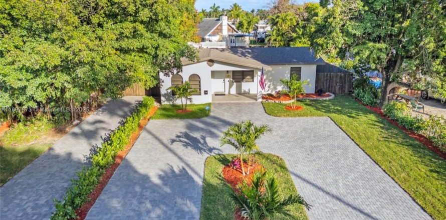 Casa en Homestead, Florida 4 dormitorios, 199.74 m2 № 1949658