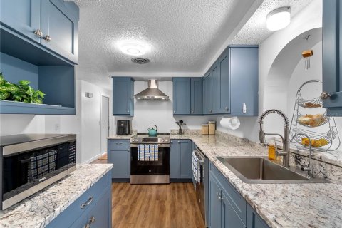 House in Venice, Florida 2 bedrooms, 116.13 sq.m. № 1899131 - photo 8