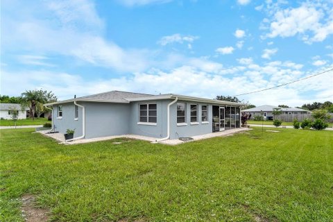 House in Venice, Florida 2 bedrooms, 116.13 sq.m. № 1899131 - photo 22