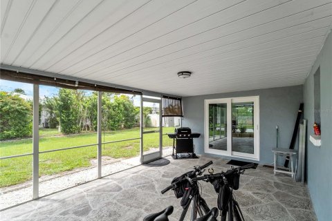 House in Venice, Florida 2 bedrooms, 116.13 sq.m. № 1899131 - photo 19