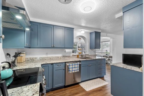 House in Venice, Florida 2 bedrooms, 116.13 sq.m. № 1899131 - photo 7