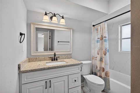 Condo in Crystal River, Florida, 2 bedrooms  № 2102525 - photo 23