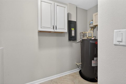 Condo in Crystal River, Florida, 2 bedrooms  № 2102525 - photo 25