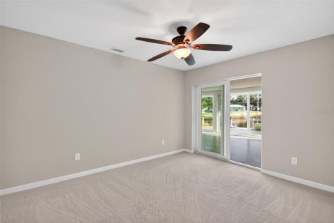 Condo in Crystal River, Florida, 2 bedrooms  № 2102525 - photo 18