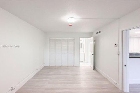 Купить таунхаус в Майами-Лейкс, Флорида 2 спальни, 73.39м2, № 2047257 - фото 9