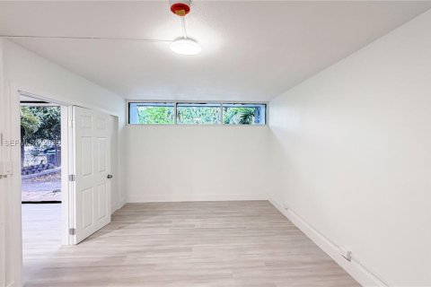 Купить таунхаус в Майами-Лейкс, Флорида 2 спальни, 73.39м2, № 2047257 - фото 17