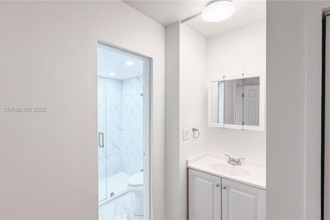 Купить таунхаус в Майами-Лейкс, Флорида 2 спальни, 73.39м2, № 2047257 - фото 29