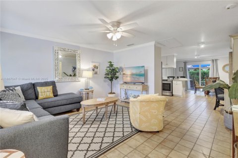 Immobilier commercial à vendre à Vero Beach, Floride: 287.9 m2 № 1922882 - photo 6