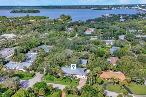 Immobilier commercial à vendre à Vero Beach, Floride: 287.9 m2 № 1922882 - photo 2