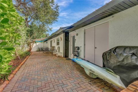 Immobilier commercial à vendre à Vero Beach, Floride: 287.9 m2 № 1922882 - photo 20