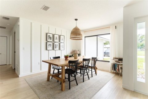 Casa en venta en Sarasota, Florida, 2 dormitorios, 111.02 m2 № 1795247 - foto 4