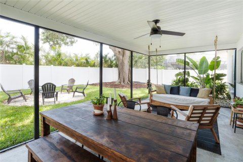 Casa en venta en Sarasota, Florida, 2 dormitorios, 111.02 m2 № 1795247 - foto 17