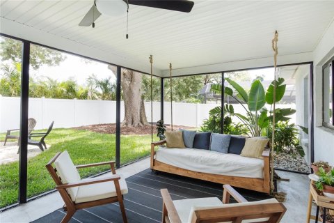 Casa en venta en Sarasota, Florida, 2 dormitorios, 111.02 m2 № 1795247 - foto 18