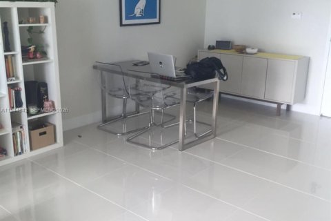 Купить кондоминиум в Майами, Флорида 1 спальня, 59.18м2, № 2001409 - фото 10